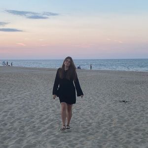 Meet your Posher, Eva